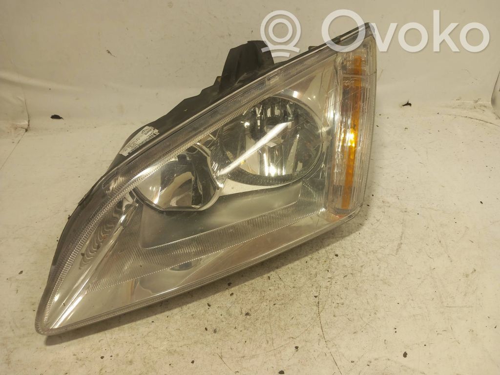 Ford Focus Scheinwerfer 