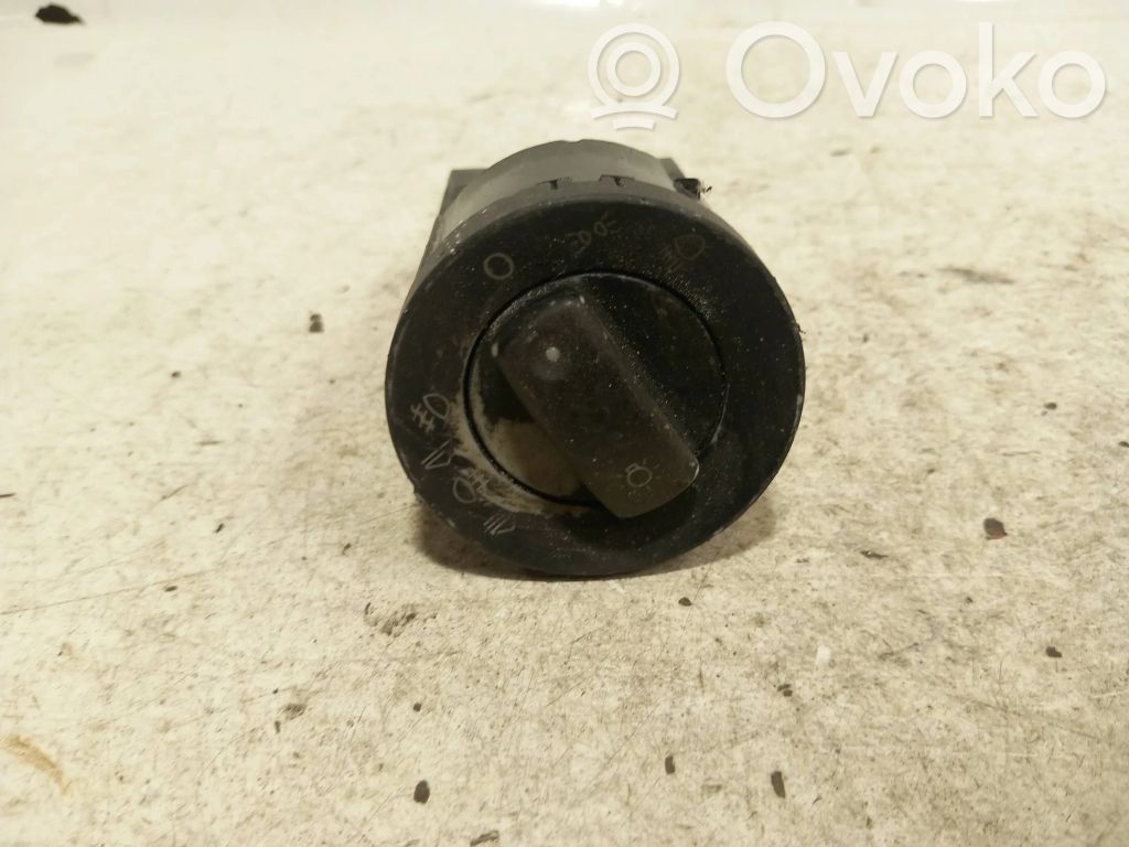Audi A4 S4 B6 8E 8H Interrupteur d’éclairage 