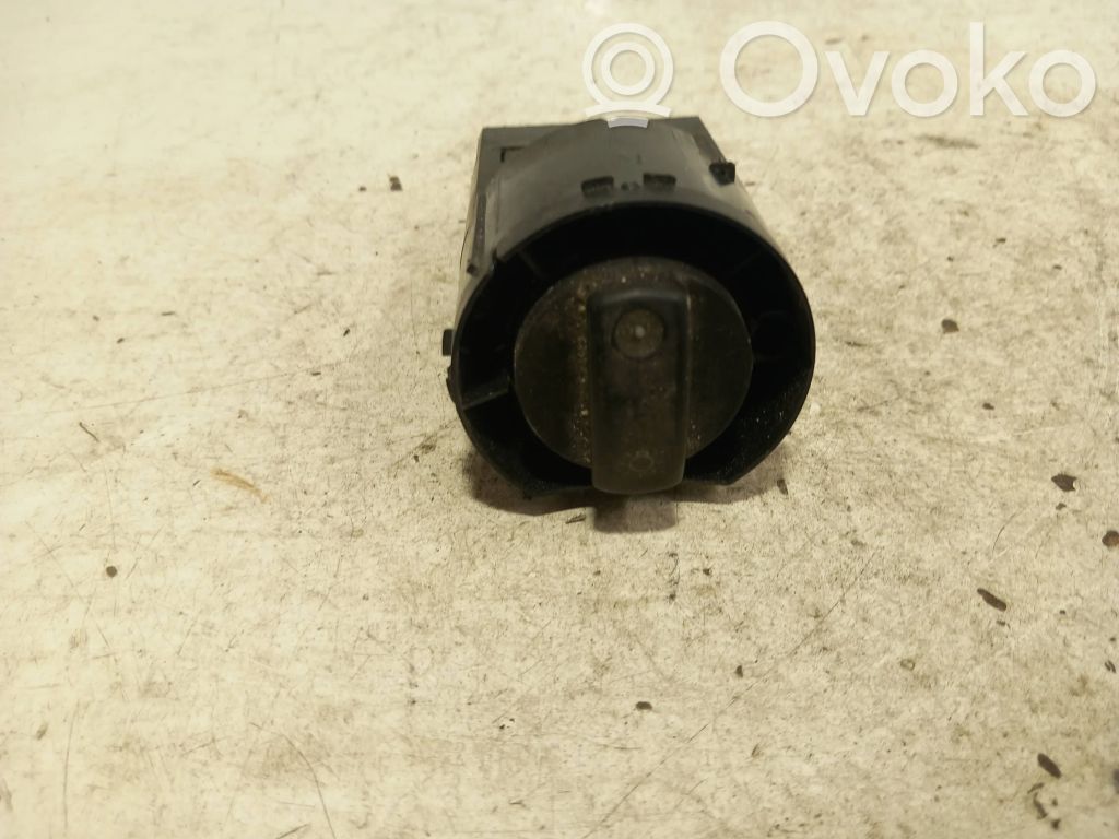 Audi A4 S4 B6 8E 8H Interrupteur d’éclairage 