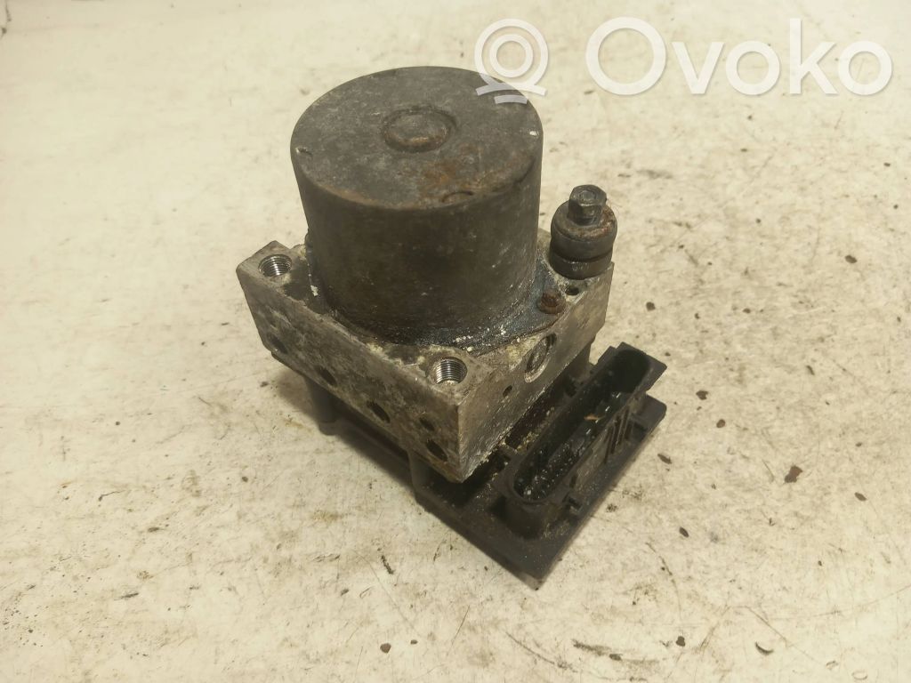 Nissan Primera Bomba de ABS 