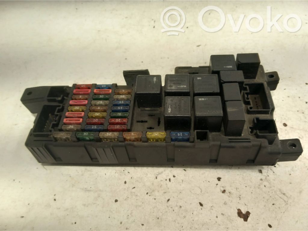 Volvo XC70 Fuse module 