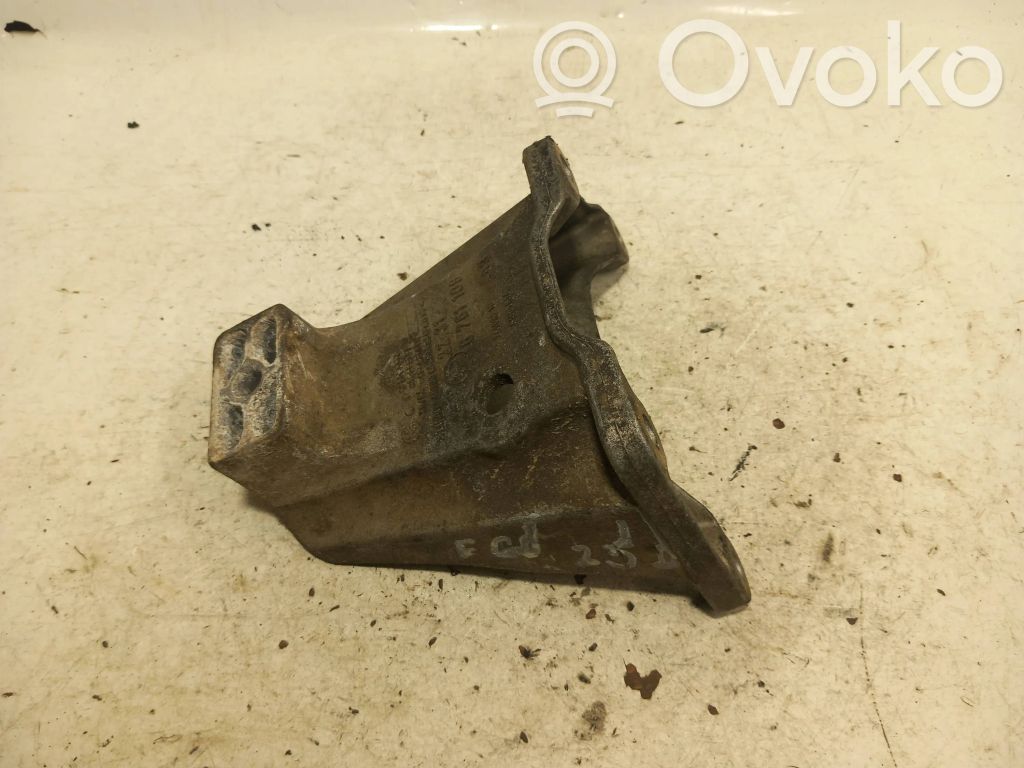 BMW 5 E60 E61 Support de boîte de vitesses 