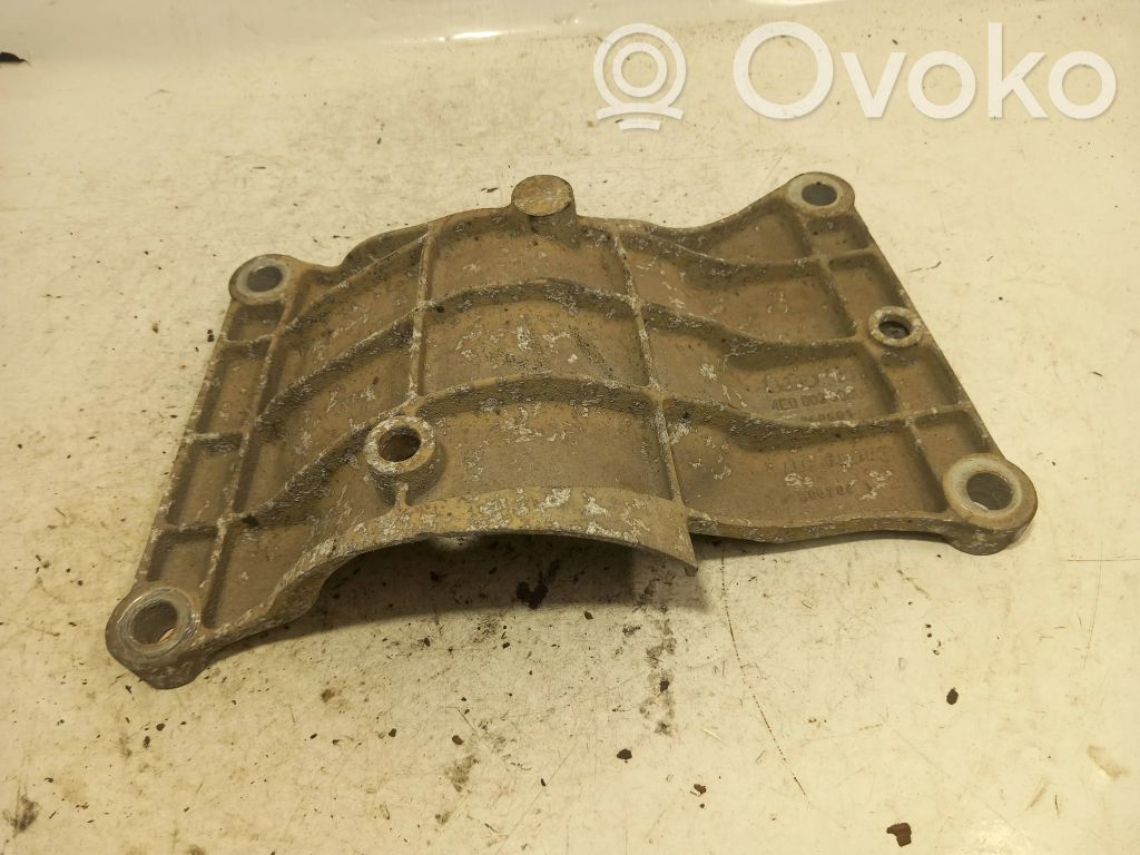 Audi A8 S8 D3 4E Gearbox mounting bracket 