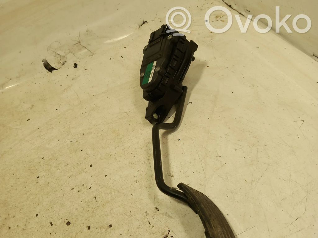 Volvo S40, V40 Kaasupoljin 