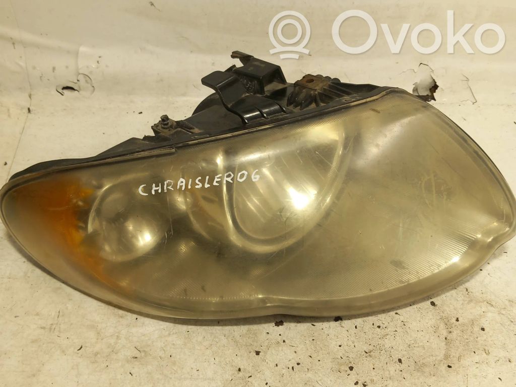Chrysler Voyager Phare frontale 
