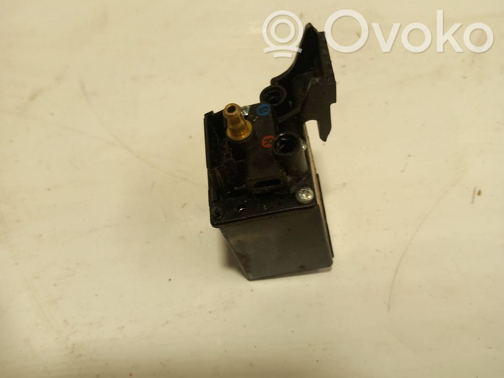 BMW 7 E65 E66 Istuimen säätömoottori 