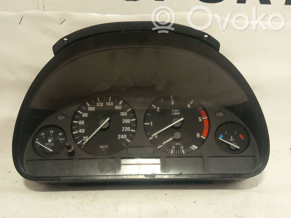BMW 5 E39 Nopeusmittari (mittaristo) 