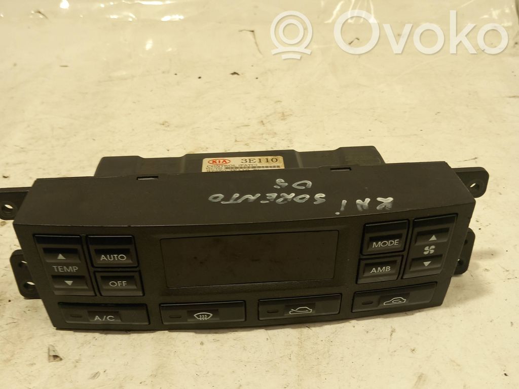 KIA Sorento Climate control unit 