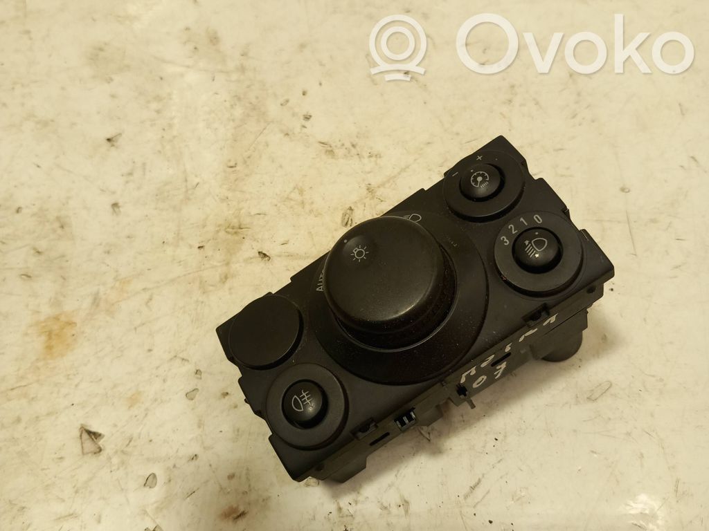 Opel Astra H Interrupteur d’éclairage 