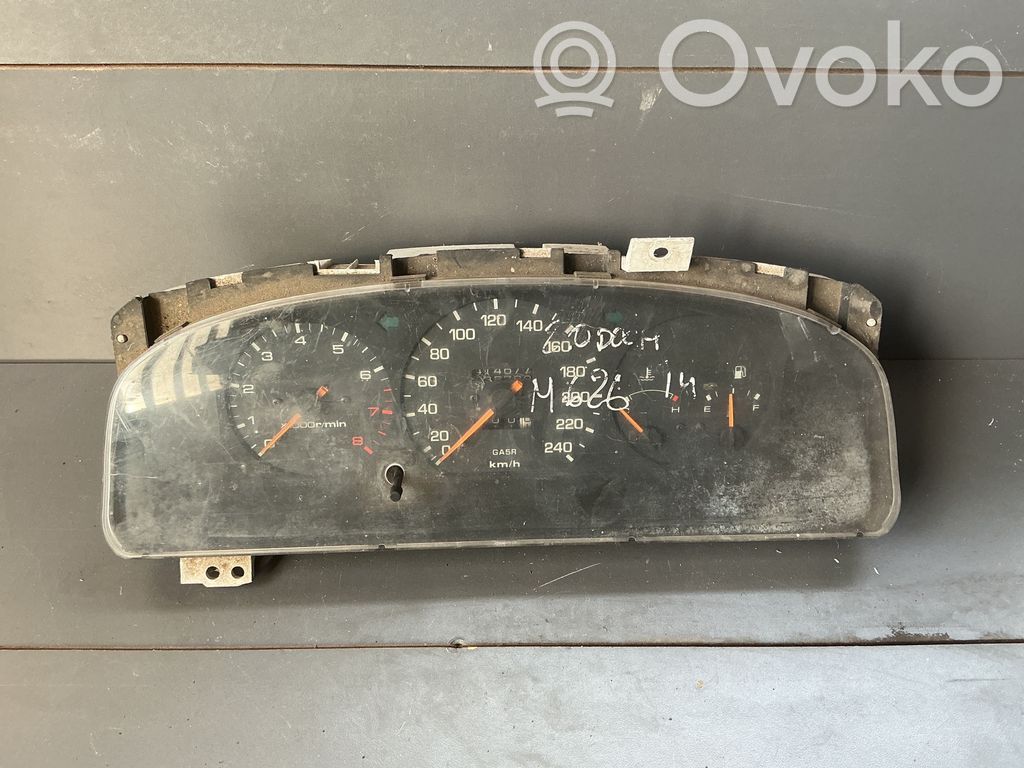 Mazda 626 Speedometer (instrument cluster) 