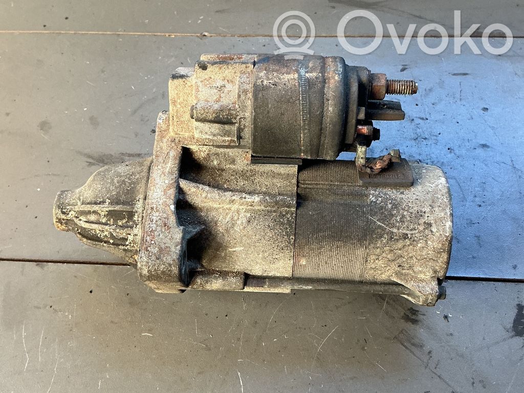 BMW X3 E83 Starter motor 