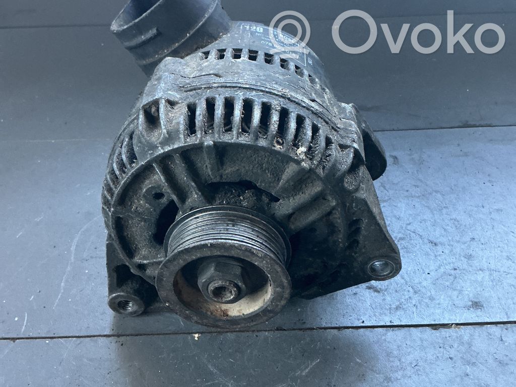 Audi A4 S4 B5 8D Generator/alternator 