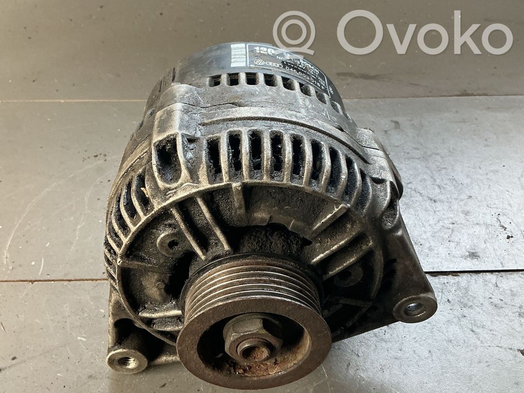 Audi A6 S6 C5 4B Alternador 