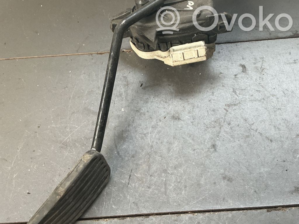 Volvo XC90 Accelerator throttle pedal 