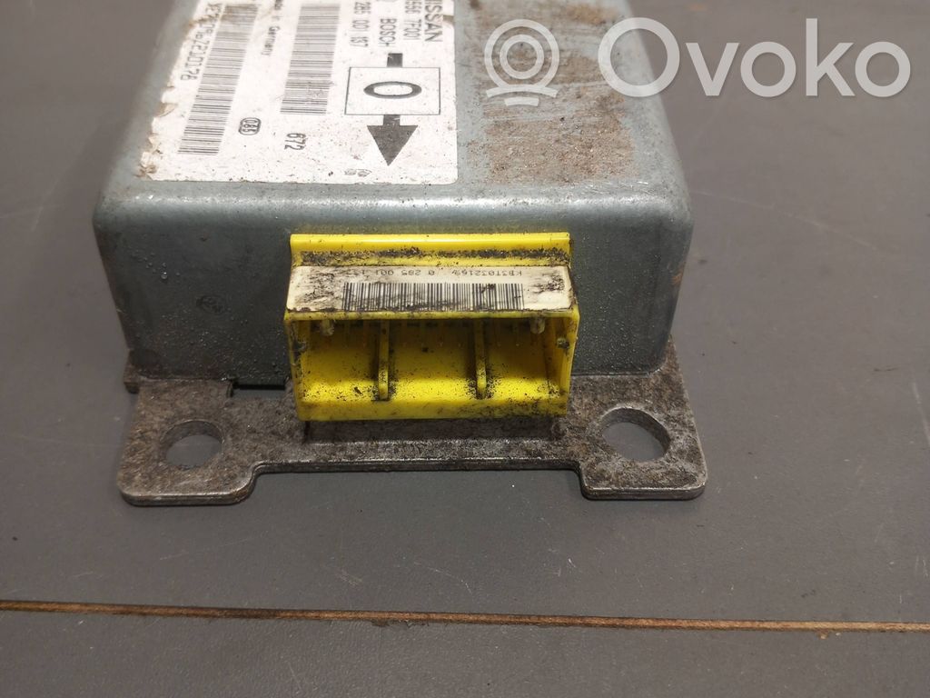 Nissan Terrano Airbag control unit/module 