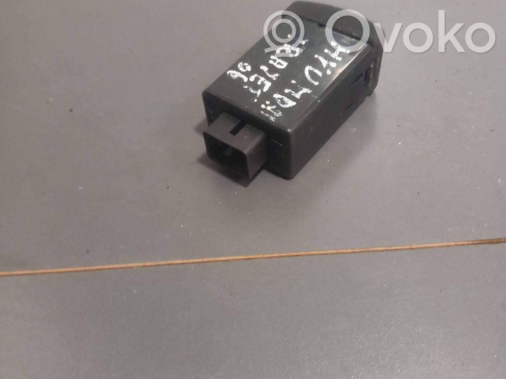 Hyundai Trajet Headlight level height control switch 