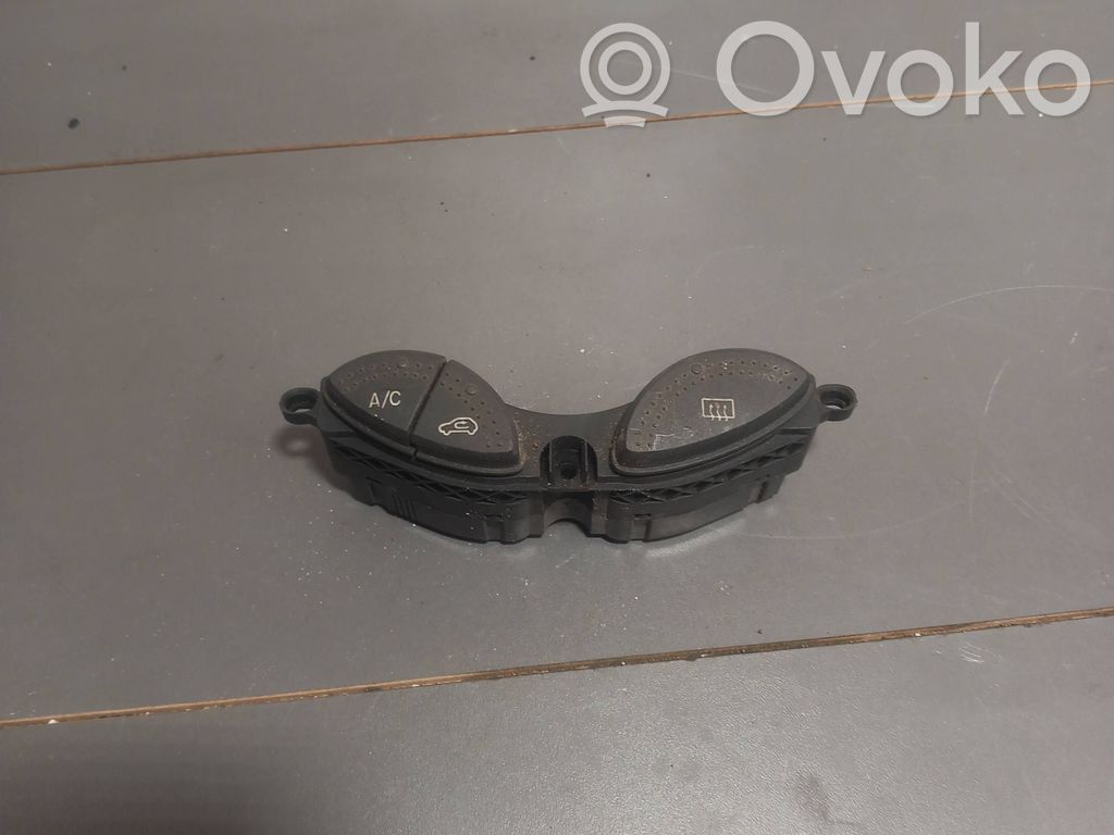 Ford Focus Interruptor de la calefacción de la luna/parabrisas 