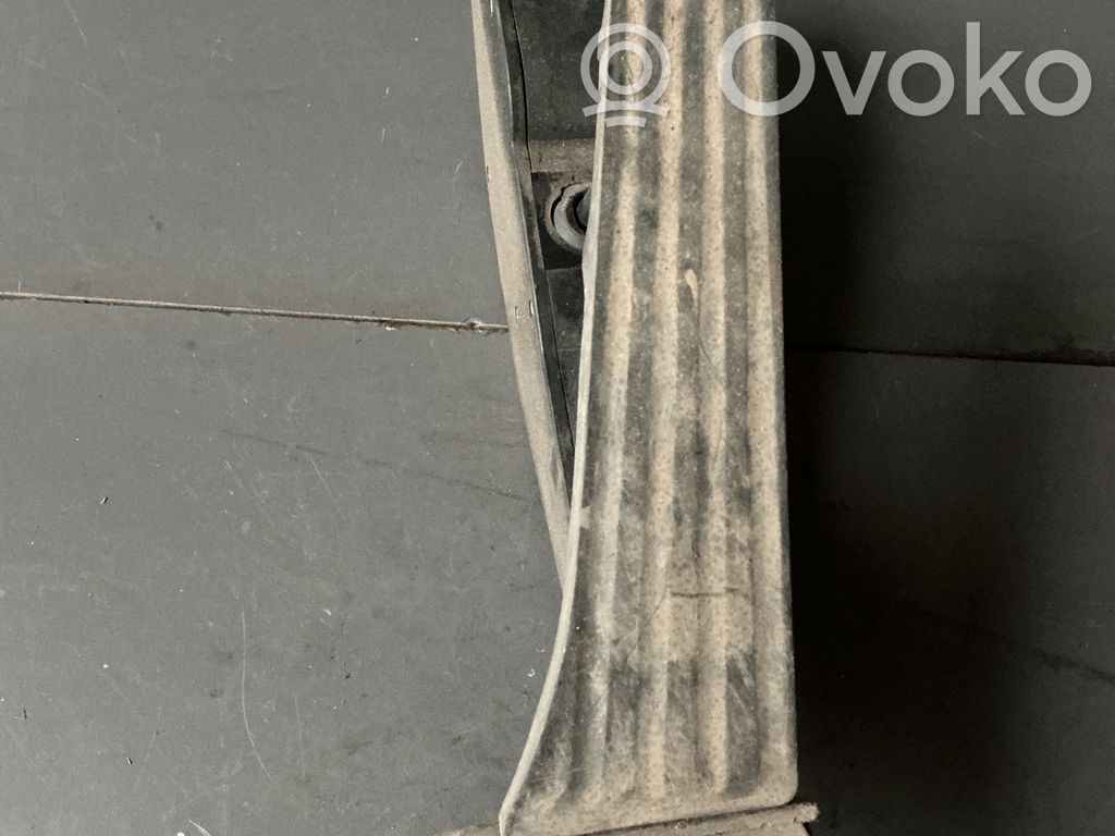 BMW 7 E65 E66 Gaspedal 