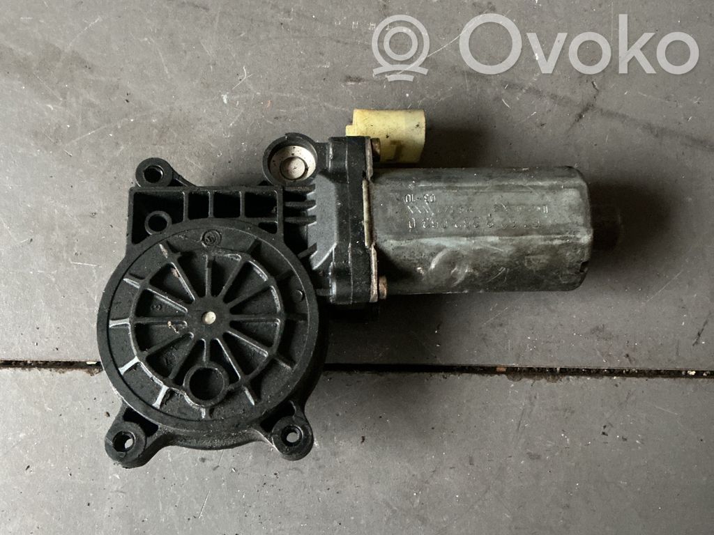 BMW 3 E46 Motor del regulador de la ventanilla de la puerta delantera 