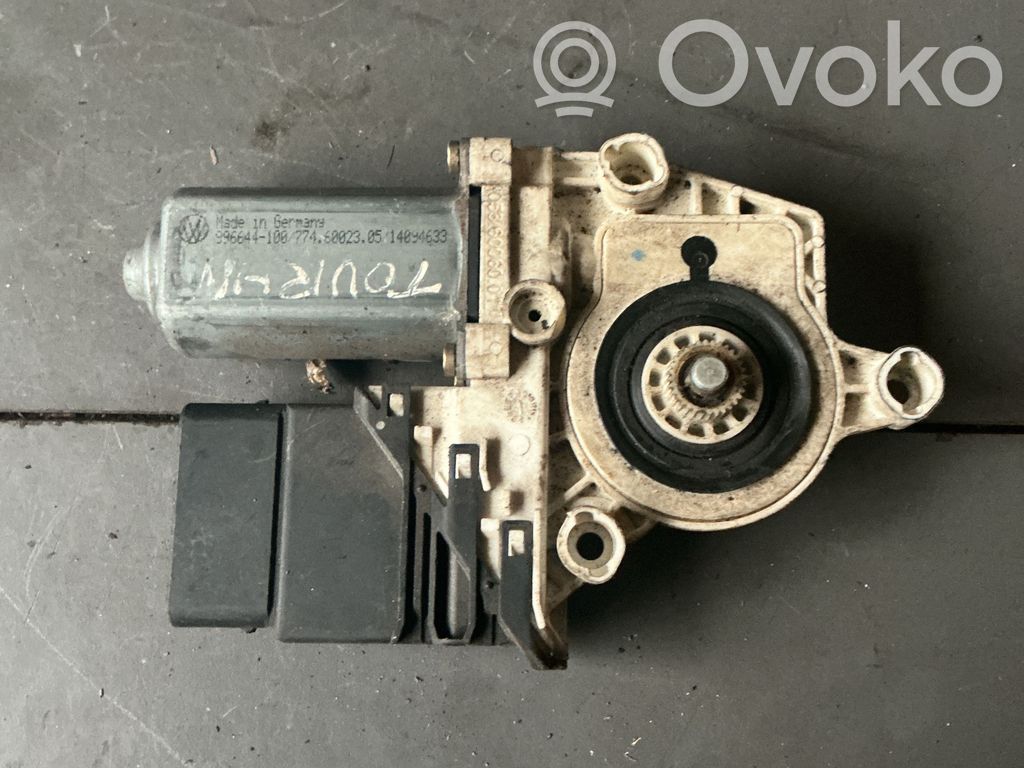 Volkswagen Touran I Motor macara geam ușă spate 