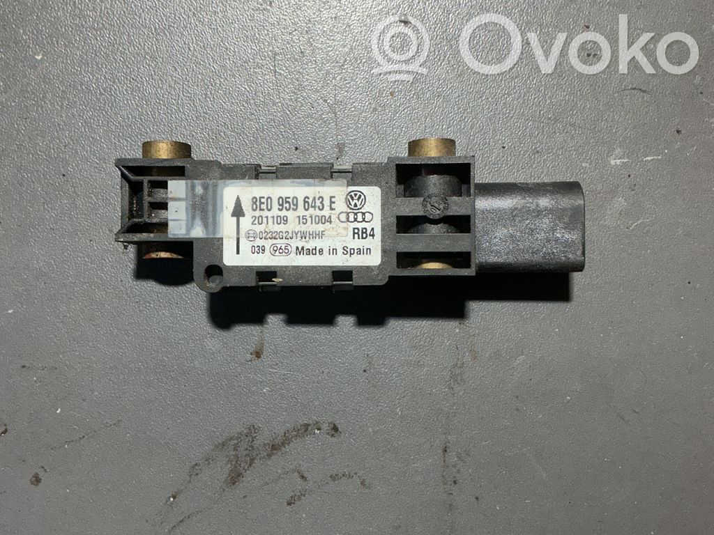 Airbagsensor Crashsensor Drucksensor   8E0959643E