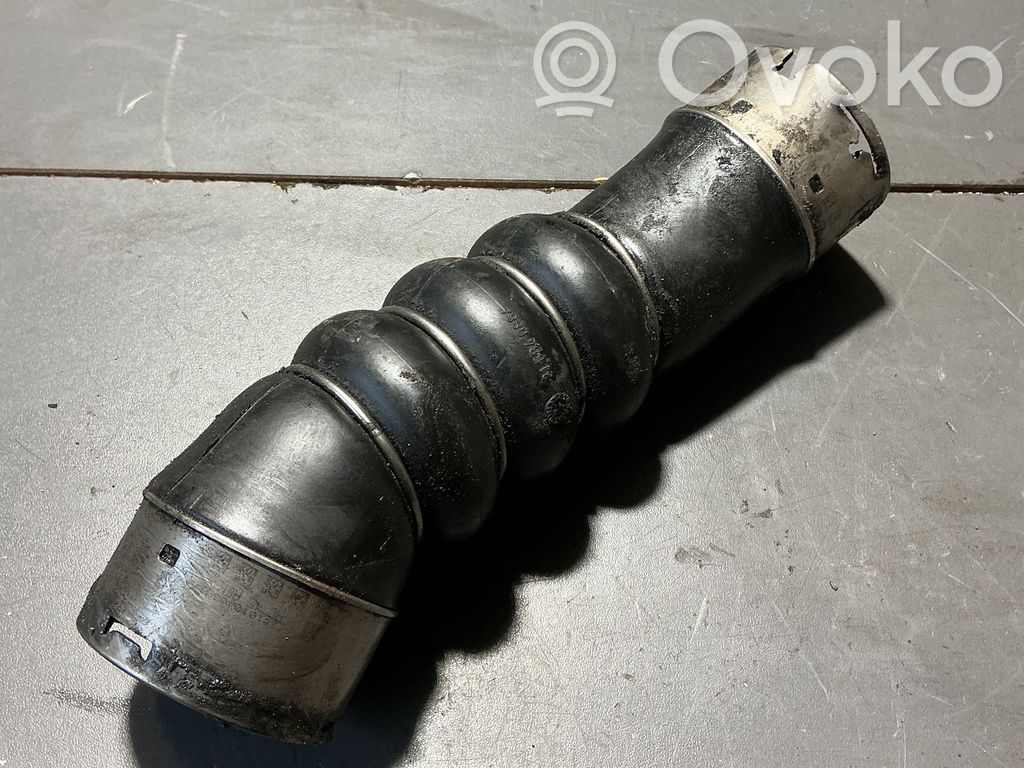 Opel Meriva B Furtun/conductă intercooler 