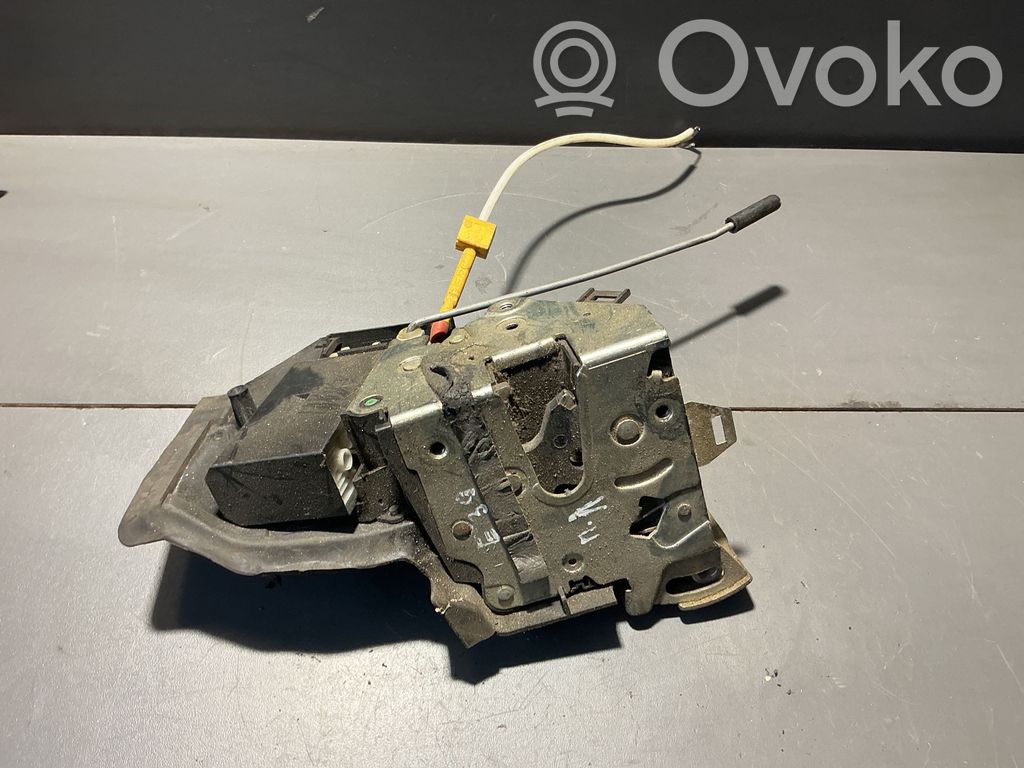 BMW 5 E39 Front door lock 