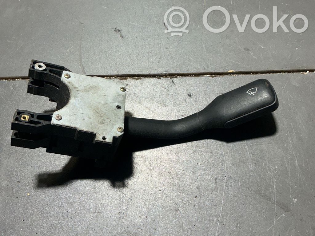 Audi A6 S6 C4 4A Palanca de control del limpiaparabrisas 