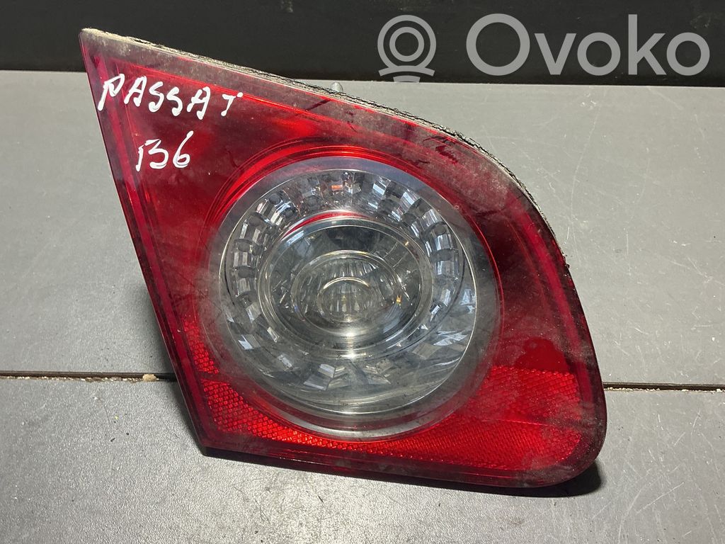 Volkswagen PASSAT B6 Lampy tylnej klapy bagażnika 