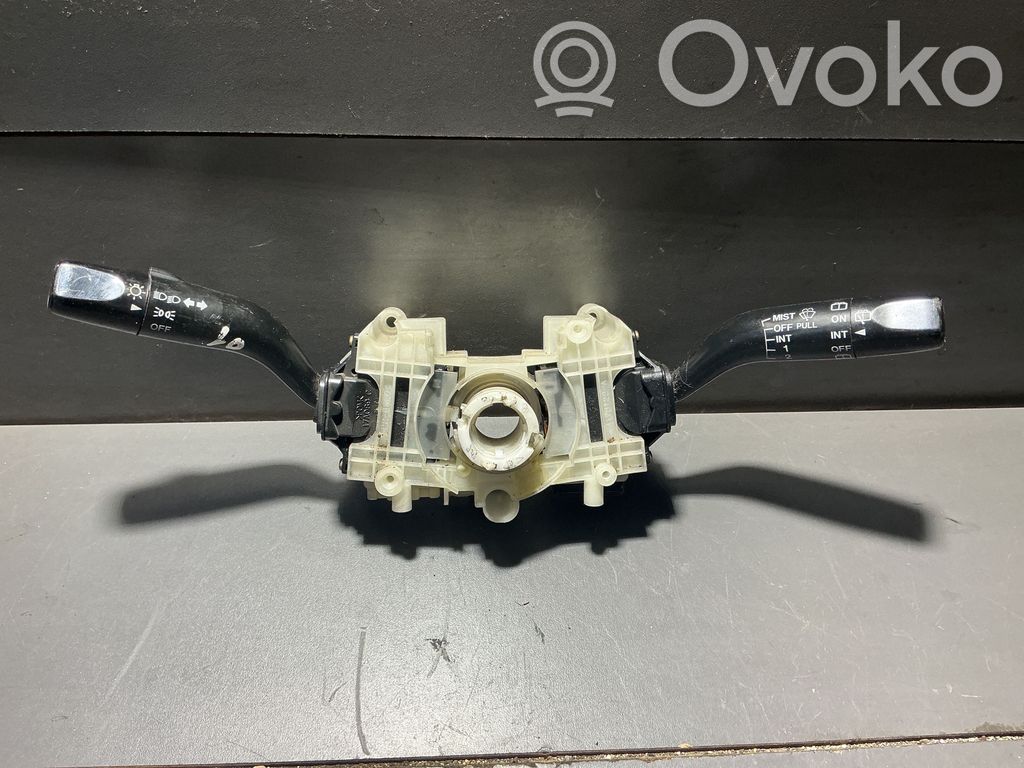 Mazda 323 F Commodo, commande essuie-glace/phare 