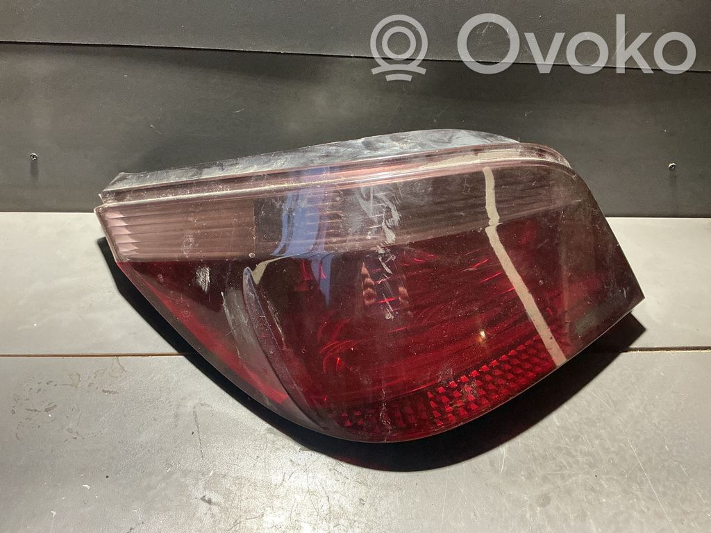 BMW 5 E60 E61 Galinis žibintas kėbule 