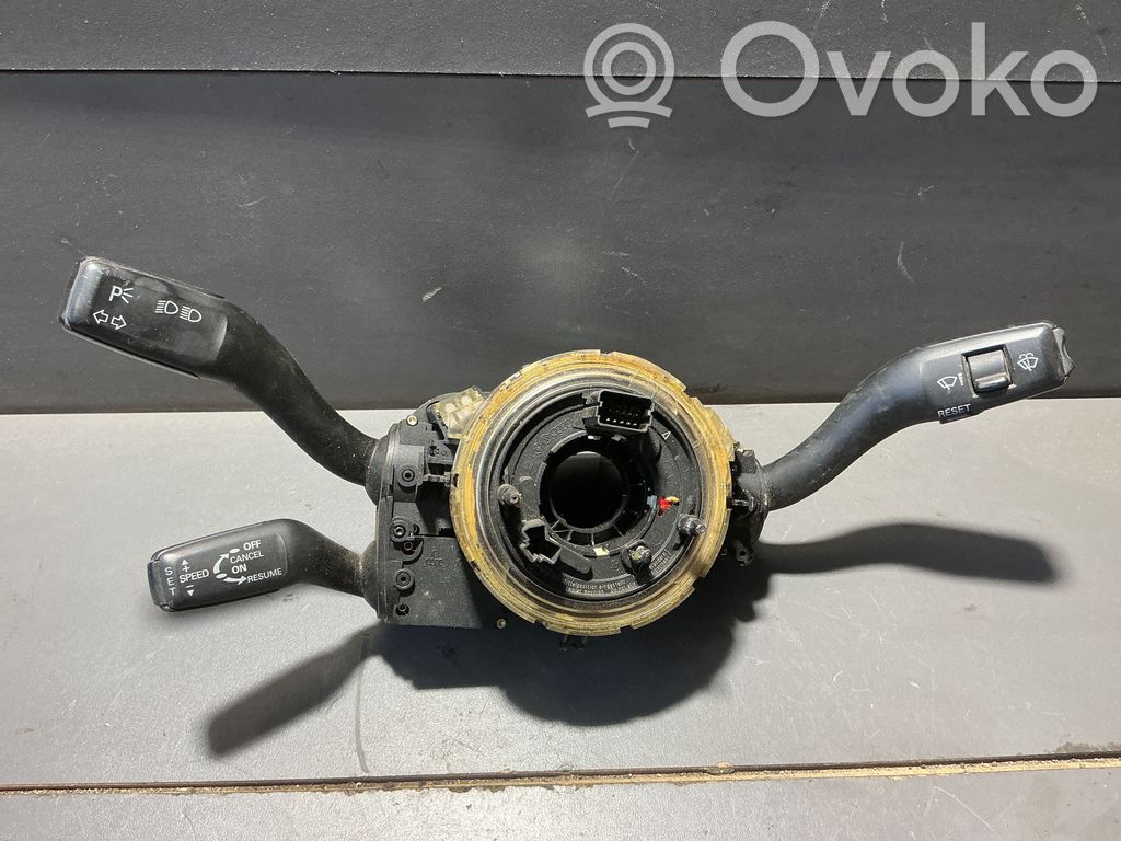 Audi A8 S8 D3 4E Wiper turn signal indicator stalk/switch 