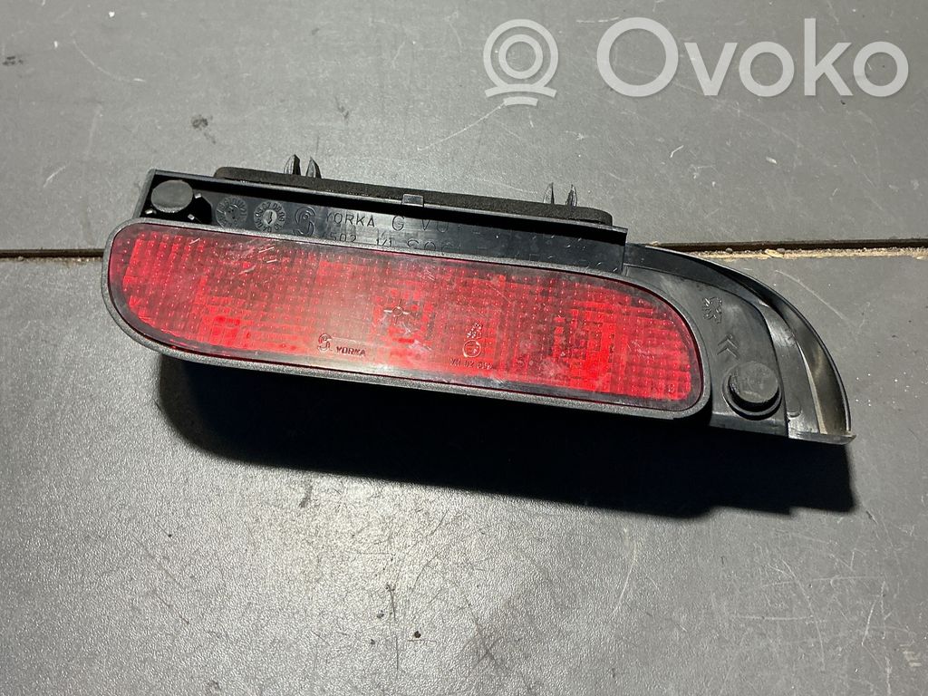 Citroen Berlingo Third/center stoplight 