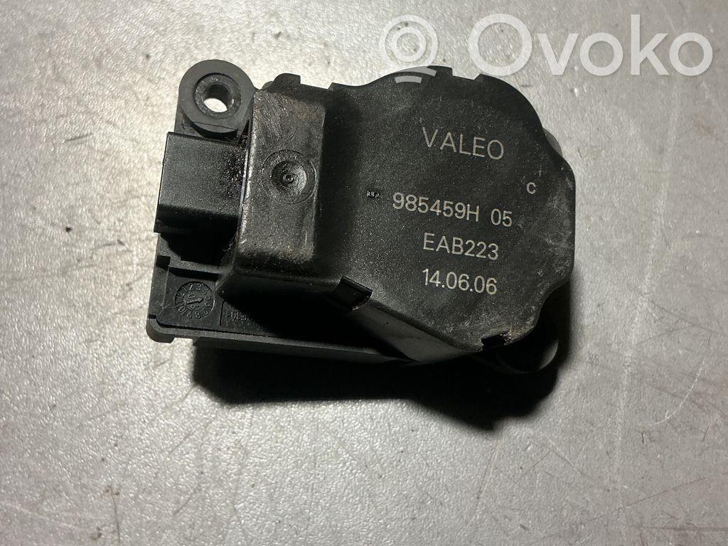 BMW 1 E81 E87 Oro sklendės varikliukas 