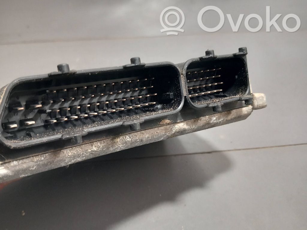 Engine control unit/module   06A906018CL,26SA5335,0261206076