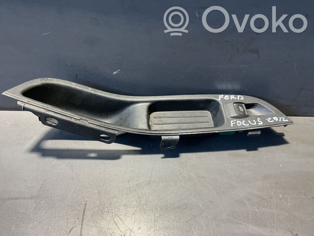 Ford Focus Electric window control switch 