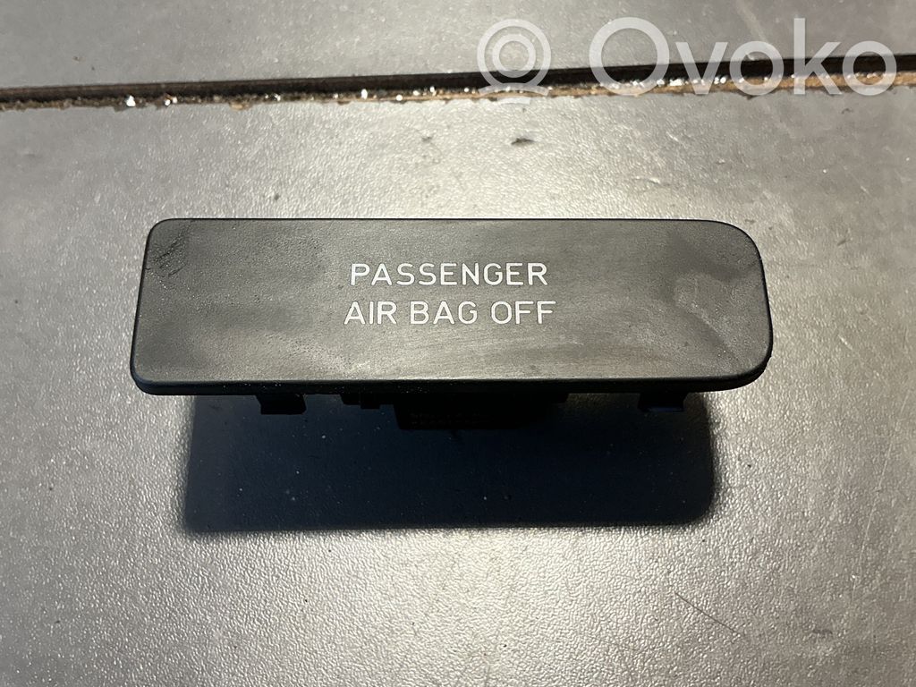 Volkswagen Golf Plus Interruptor de encendido/apagado del airbag de pasajero 