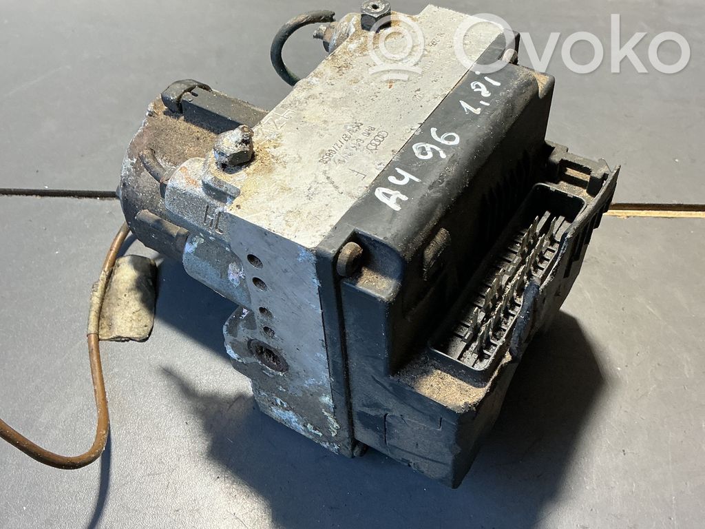 Audi A4 S4 B5 8D ABS bloks 