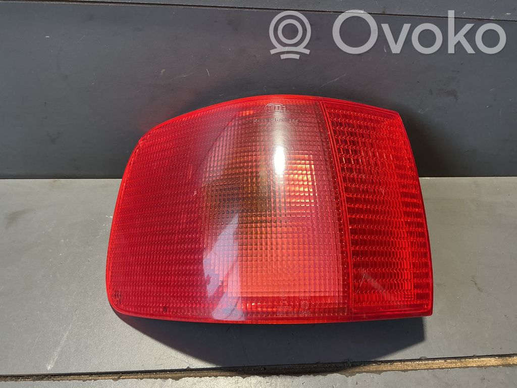 Audi A6 S6 C4 4A Rückleuchte Heckleuchte 