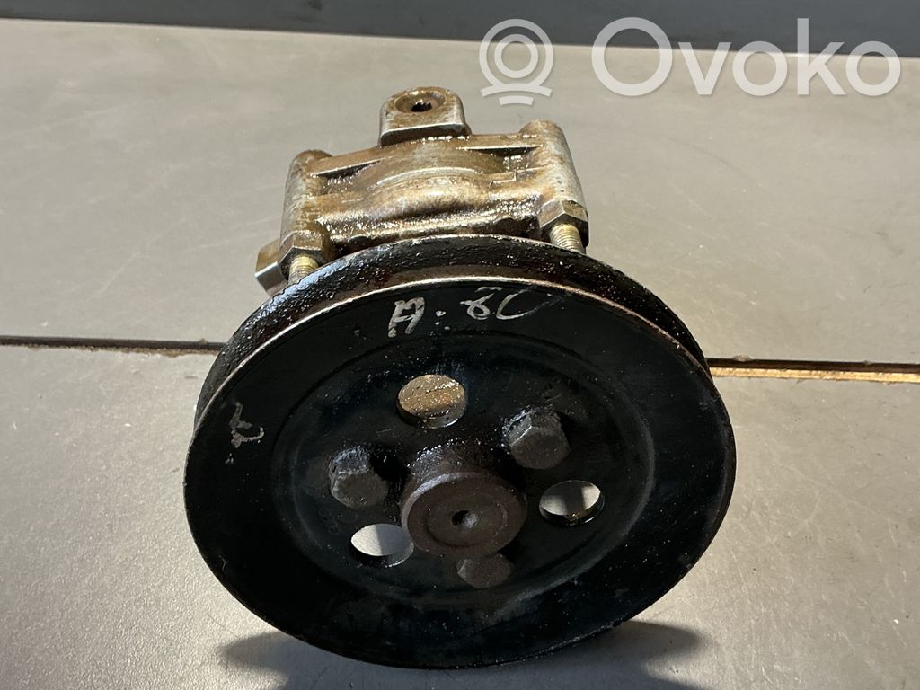 Audi 80 90 B3 Ohjaustehostimen pumppu 