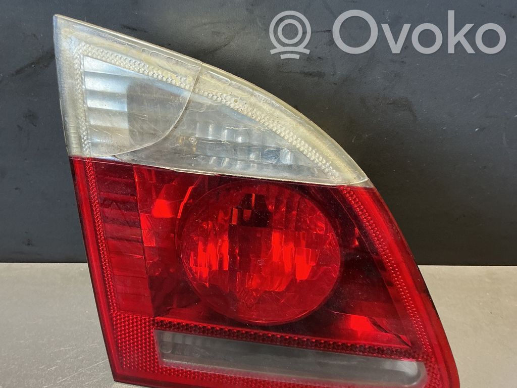BMW 5 E60 E61 Takaluukun takavalot 