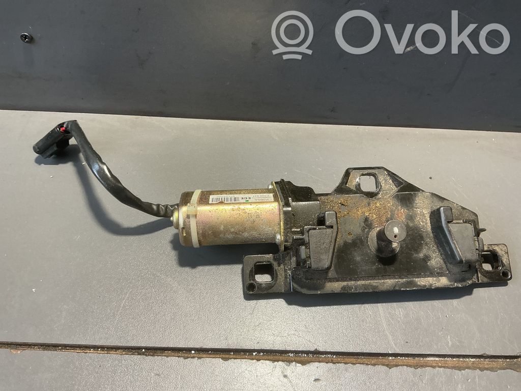 BMW 5 E60 E61 Tailgate/trunk/boot lift motor 