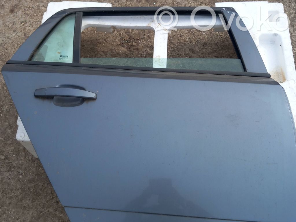 Opel Astra H Puerta trasera 