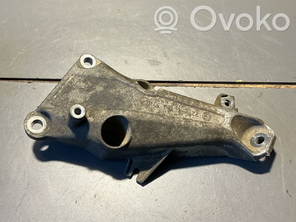 BMW 3 E90 E91 Engine mounting bracket 