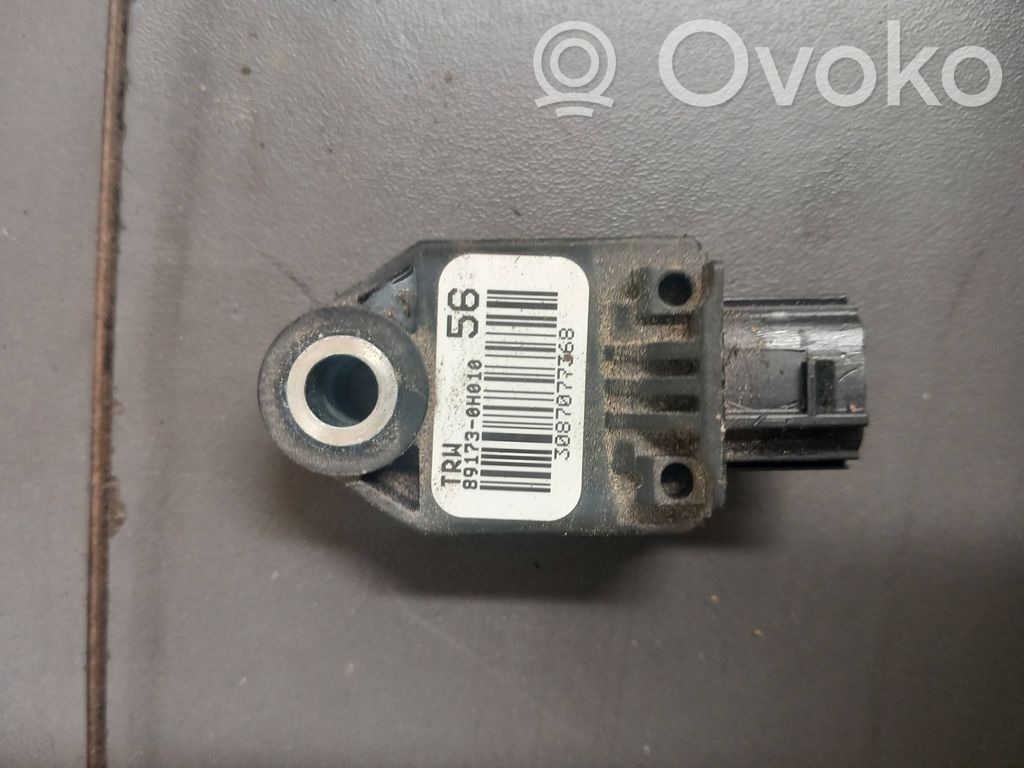 Toyota Aygo AB40 Airbagsensor Crashsensor Drucksensor 