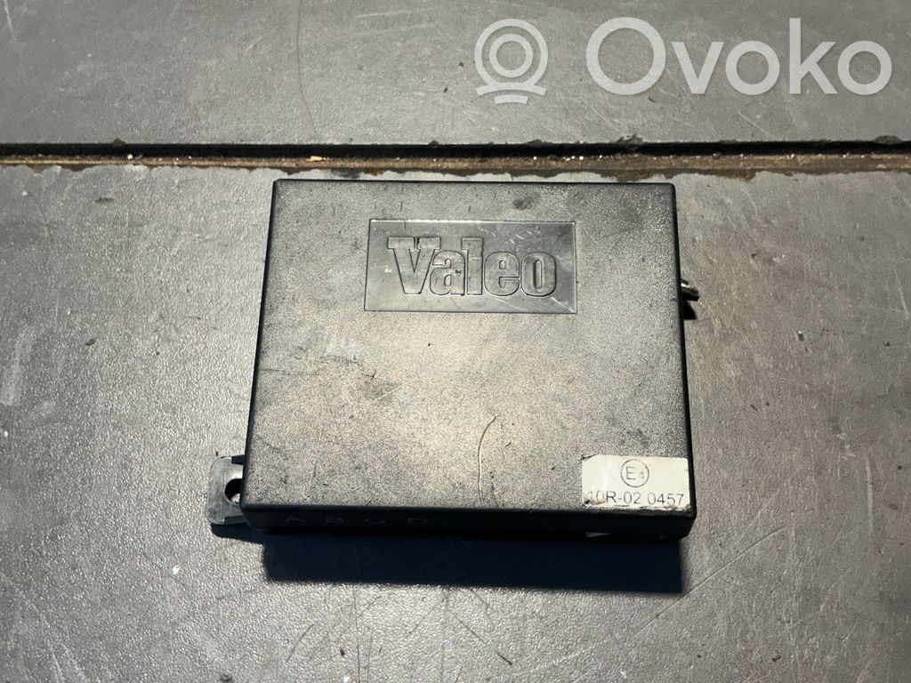 Cableado del sensor de aparcamiento (PDC)   10R020457