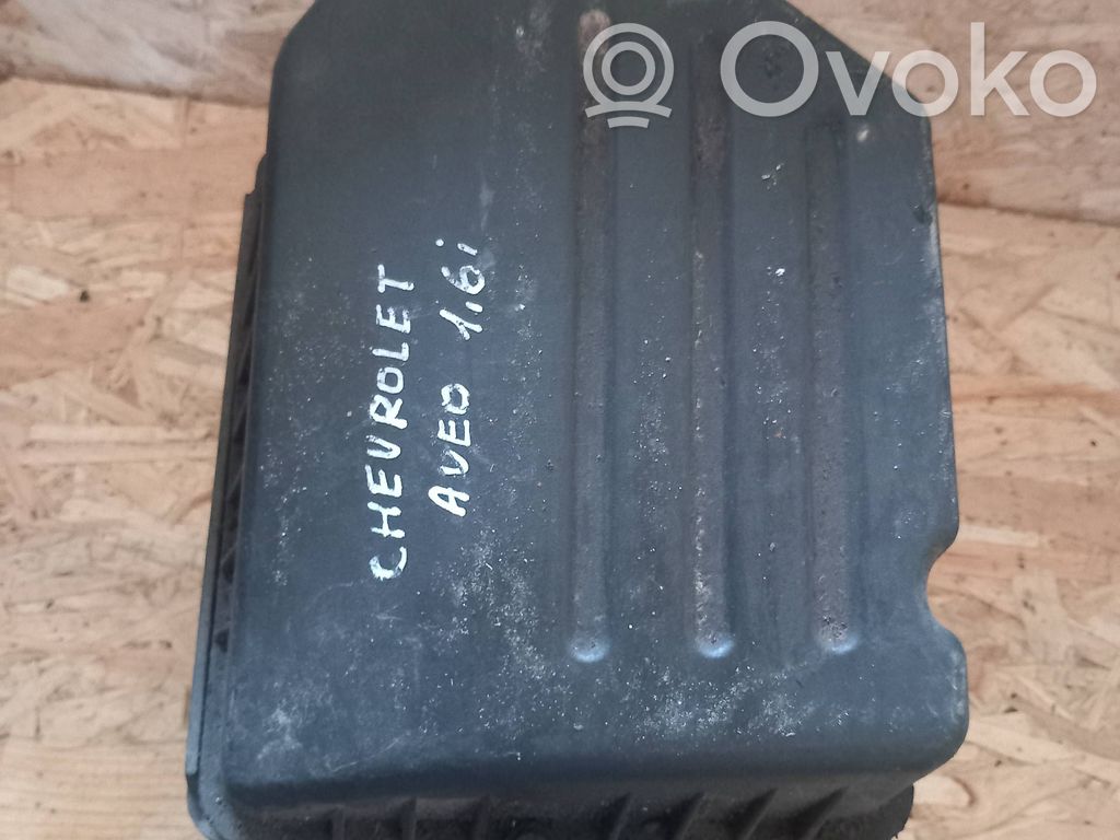Chevrolet Aveo Ilmansuodattimen kotelo 