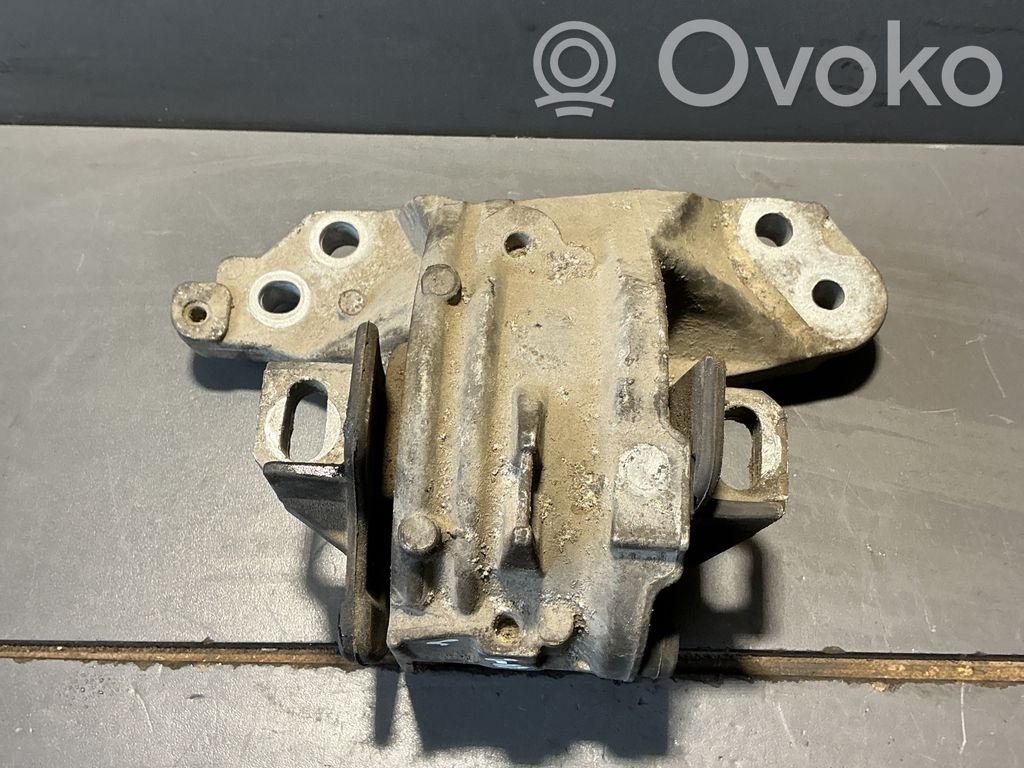 Engine mount bracket   326B95