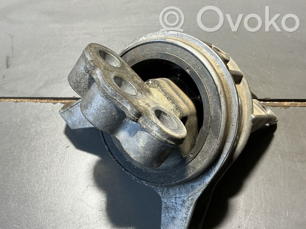 Opel Astra H Engine mount bracket 