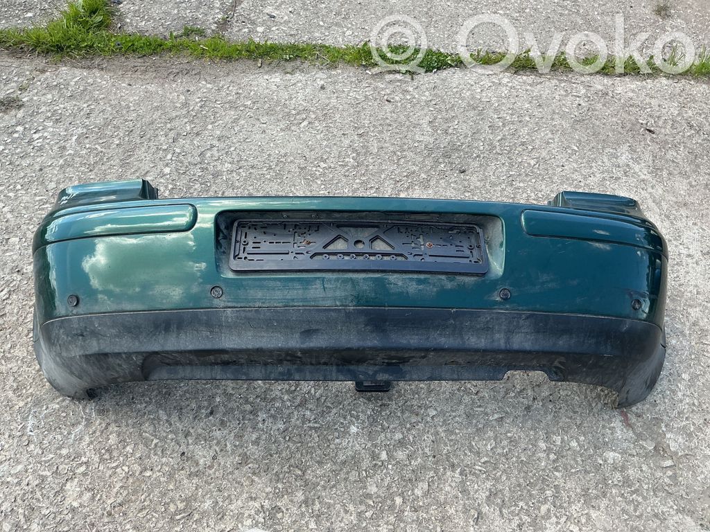 Volkswagen Golf IV Parachoques 